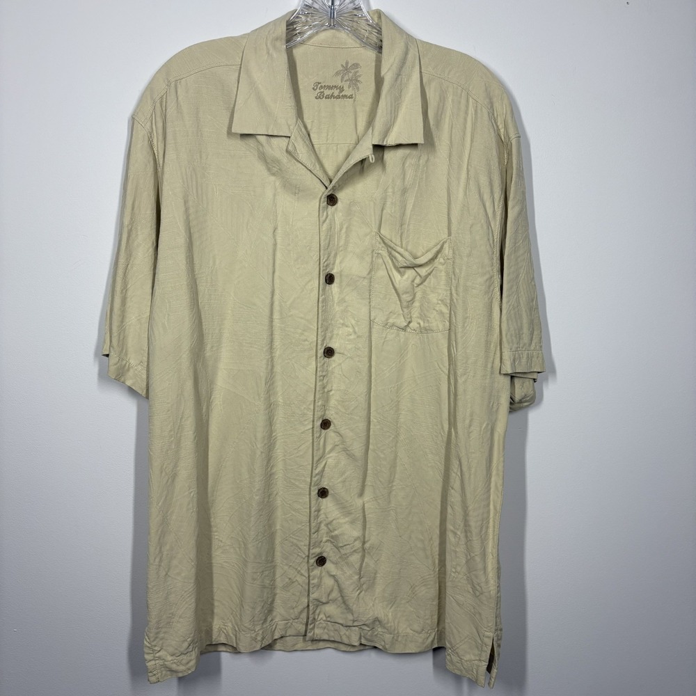 Tommy Bahama Shirt Men's Size L Cream 100% Silk Tropical Short Sleeves Button Up